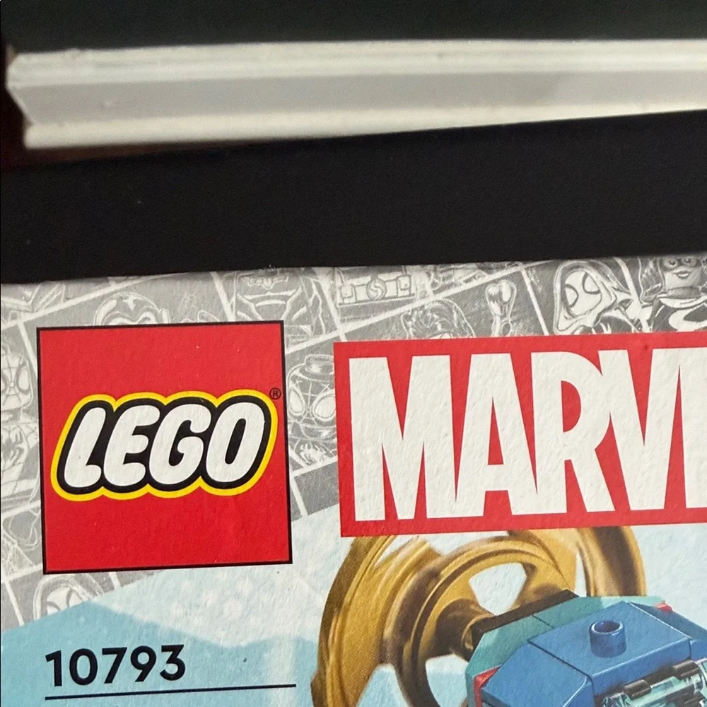 LEGO Marvel Spidey and Green Goblin Set‎ with Blue and Red Pieces